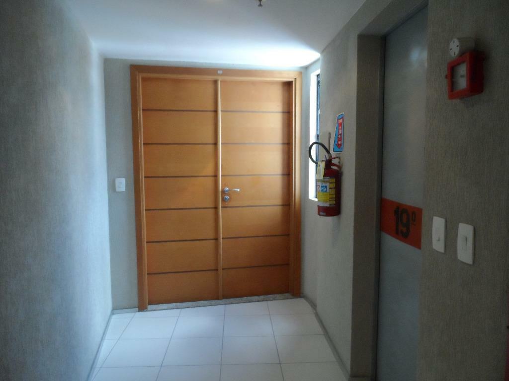 Apartamento à venda com 3 quartos, 240m² - Foto 25