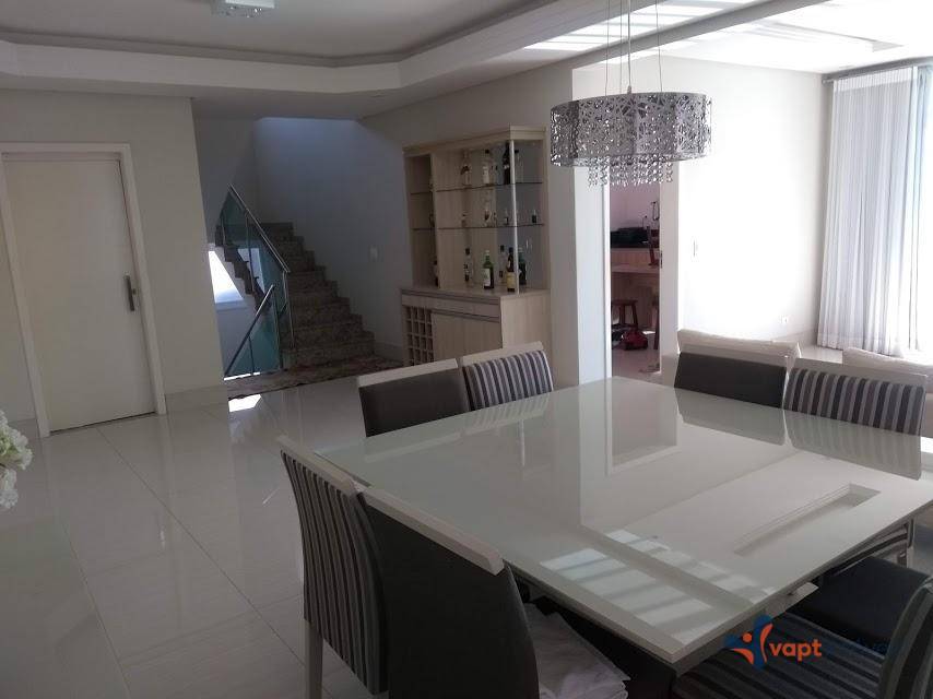 Sobrado à venda com 4 quartos, 338m² - Foto 29