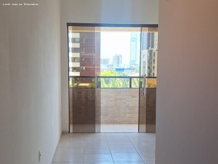 Apartamento à venda com 3 quartos, 72m² - Foto 1