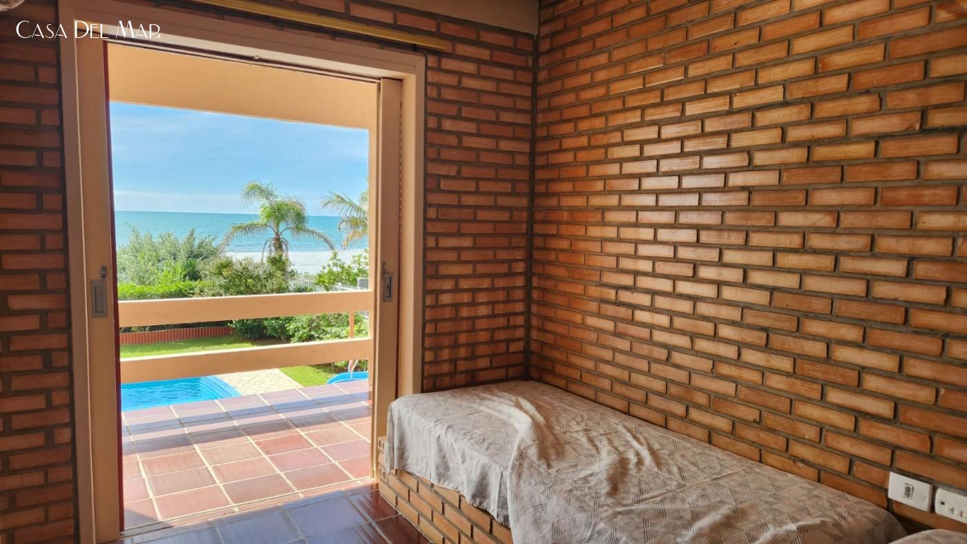 Casa à venda com 7 quartos, 340m² - Foto 31