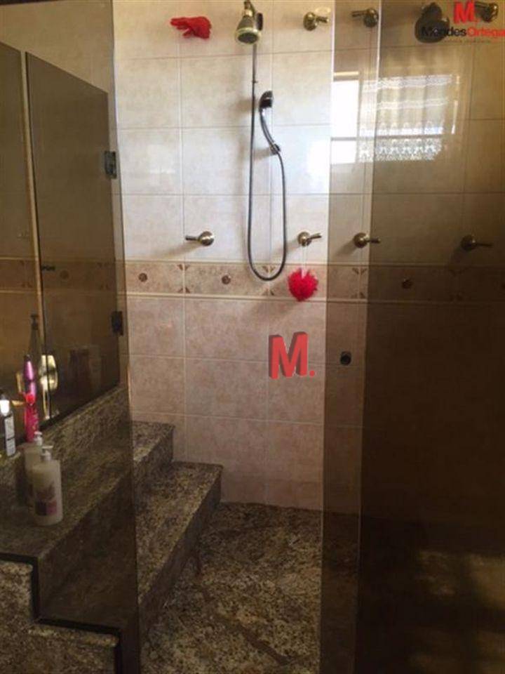 Casa à venda e aluguel com 3 quartos, 460m² - Foto 18