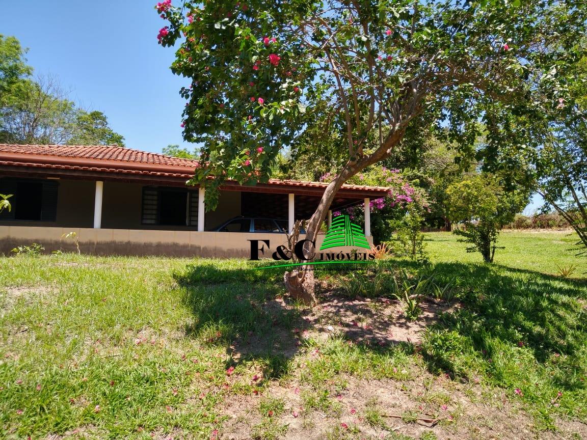 Chácara à venda com 3 quartos, 24200m² - Foto 1