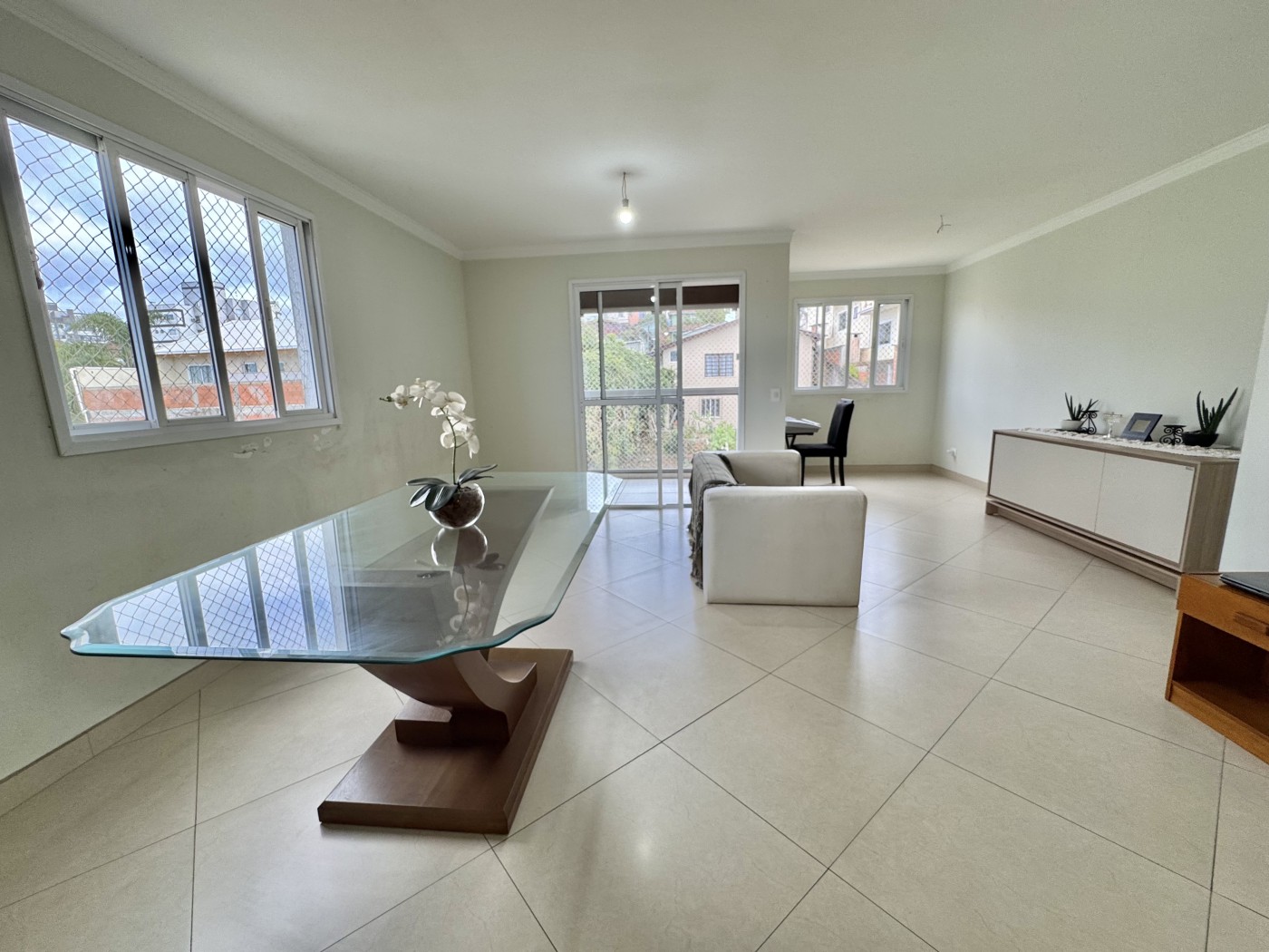 Apartamento à venda com 2 quartos, 85m² - Foto 6