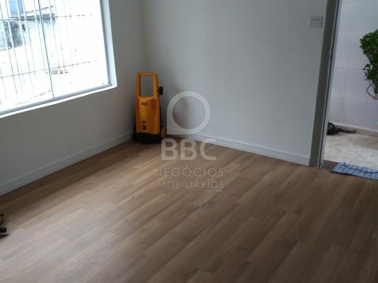 Sobrado à venda com 3 quartos, 248m² - Foto 2