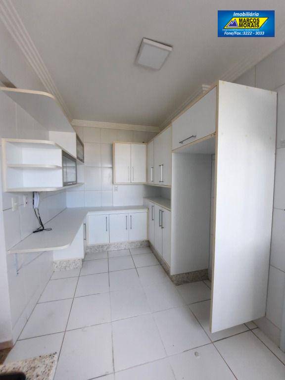 Apartamento à venda e aluguel com 3 quartos, 100m² - Foto 5