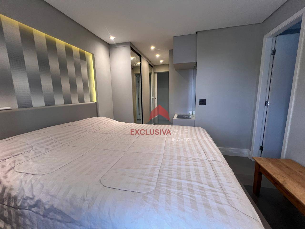Apartamento à venda com 3 quartos, 133m² - Foto 5