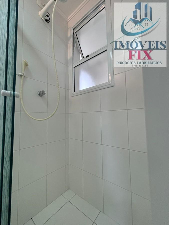 Apartamento à venda com 2 quartos, 75m² - Foto 30