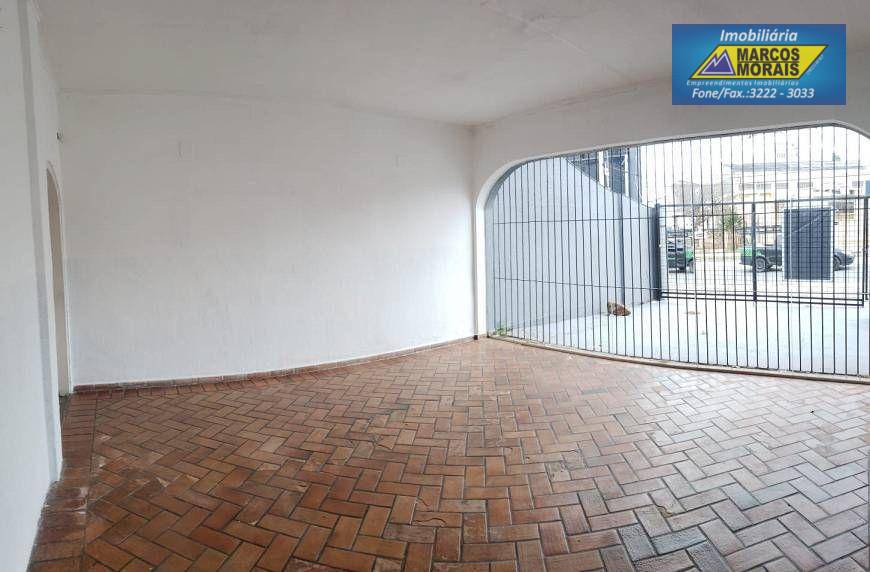 Casa para alugar com 4 quartos, 450m² - Foto 2