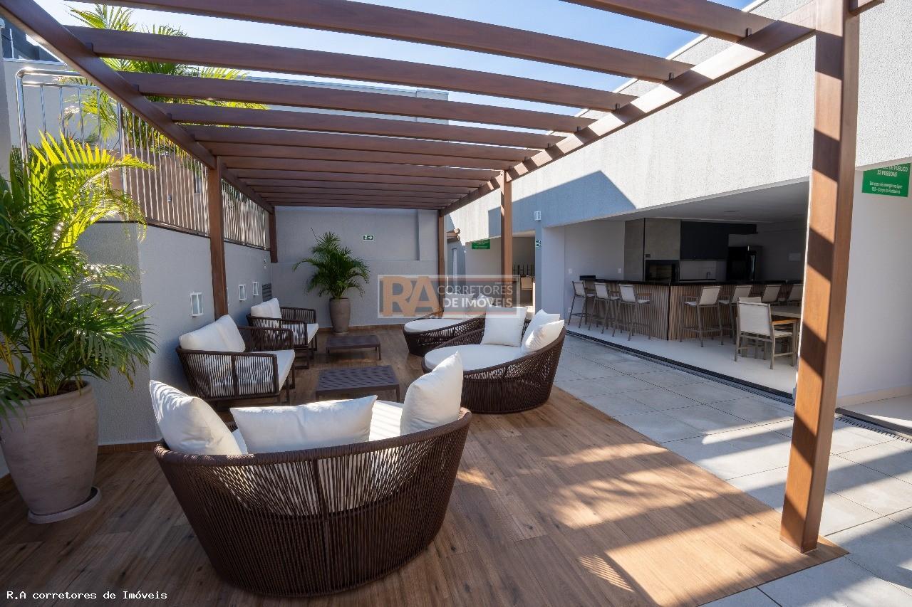 Apartamento à venda com 2 quartos, 55m² - Foto 18