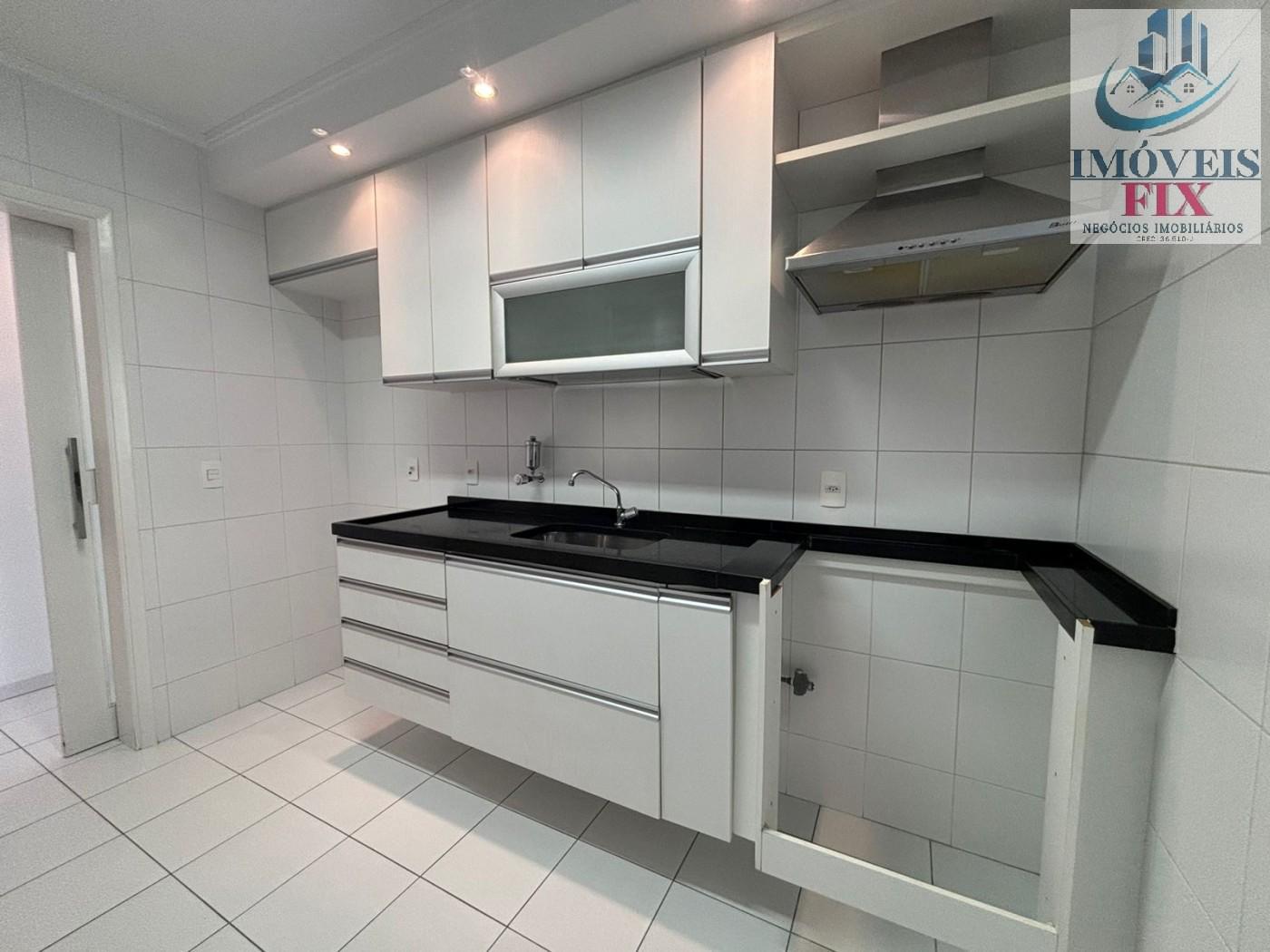 Apartamento à venda com 2 quartos, 75m² - Foto 13