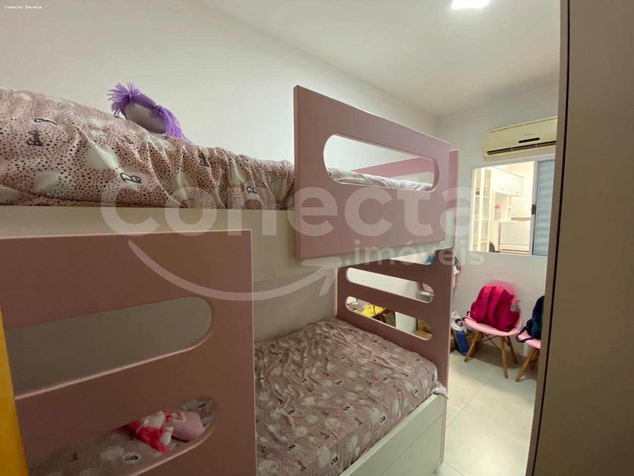 Casa para alugar com 2 quartos, 65m² - Foto 24