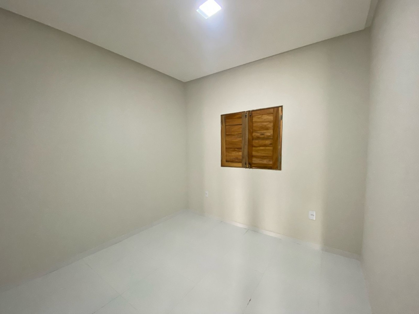 Casa à venda com 2 quartos, 54m² - Foto 12