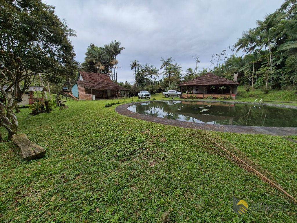 Sítio à venda com 3 quartos, 200m² - Foto 6
