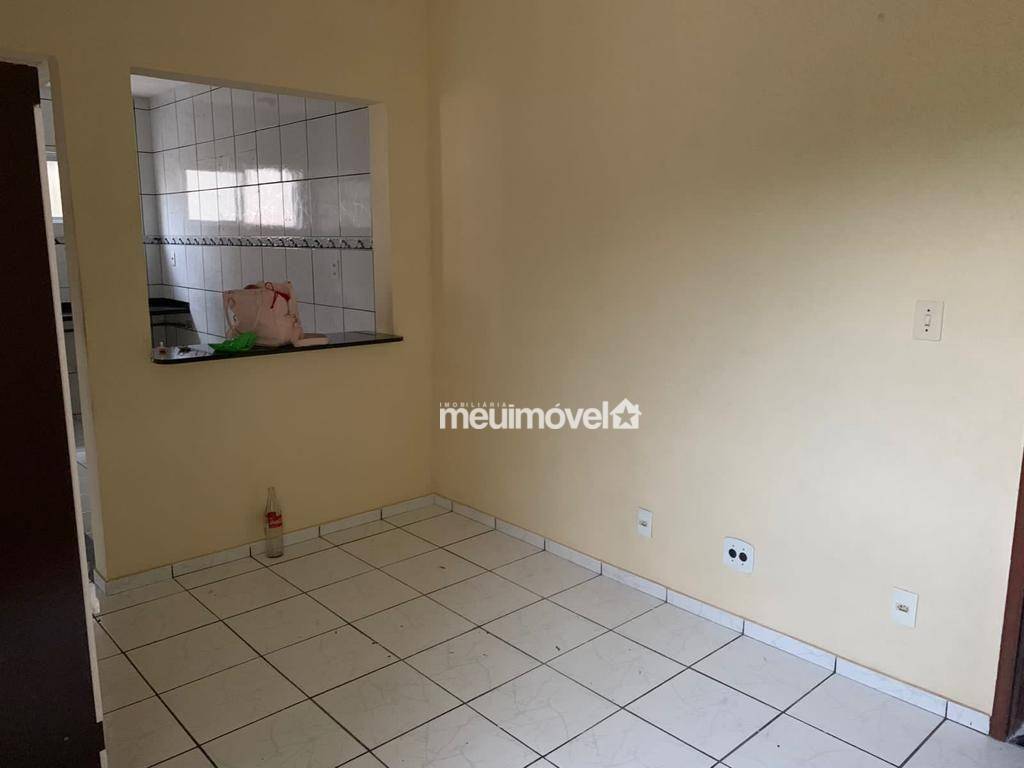 Apartamento à venda com 2 quartos, 47m² - Foto 2