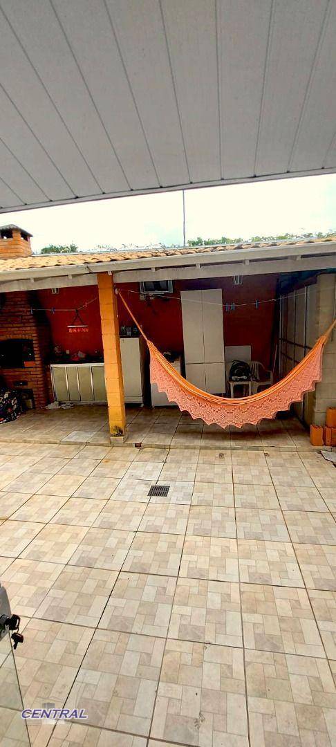 Sobrado à venda com 3 quartos, 120m² - Foto 3