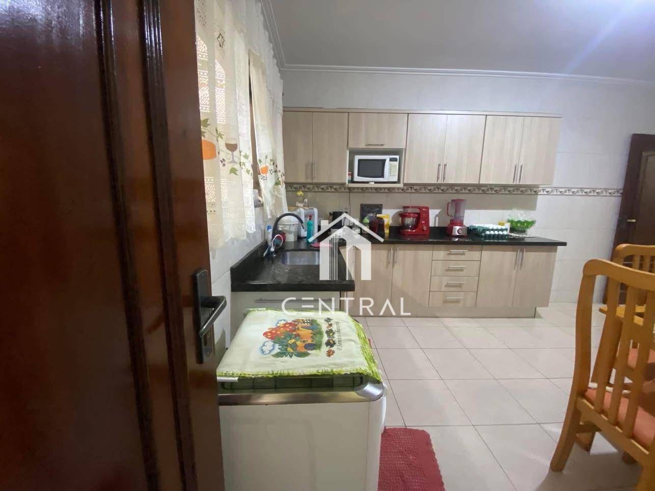 Sobrado à venda com 3 quartos, 184m² - Foto 9