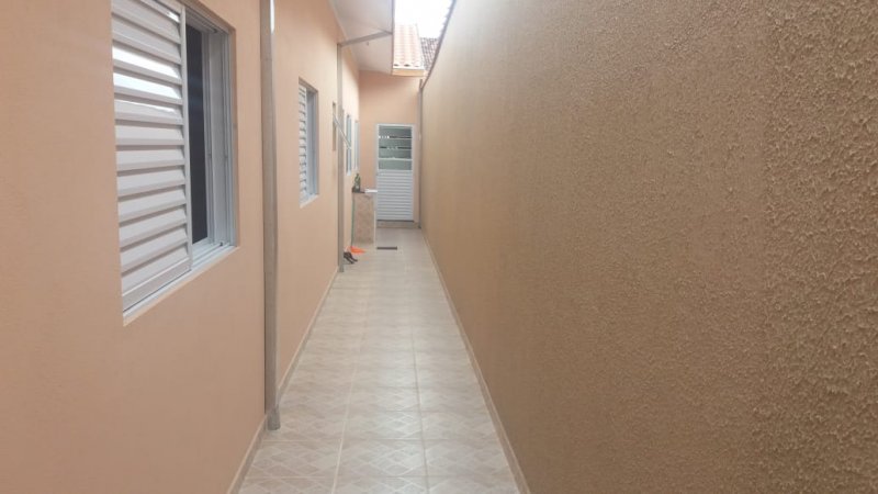 Casa à venda com 2 quartos, 55m² - Foto 27