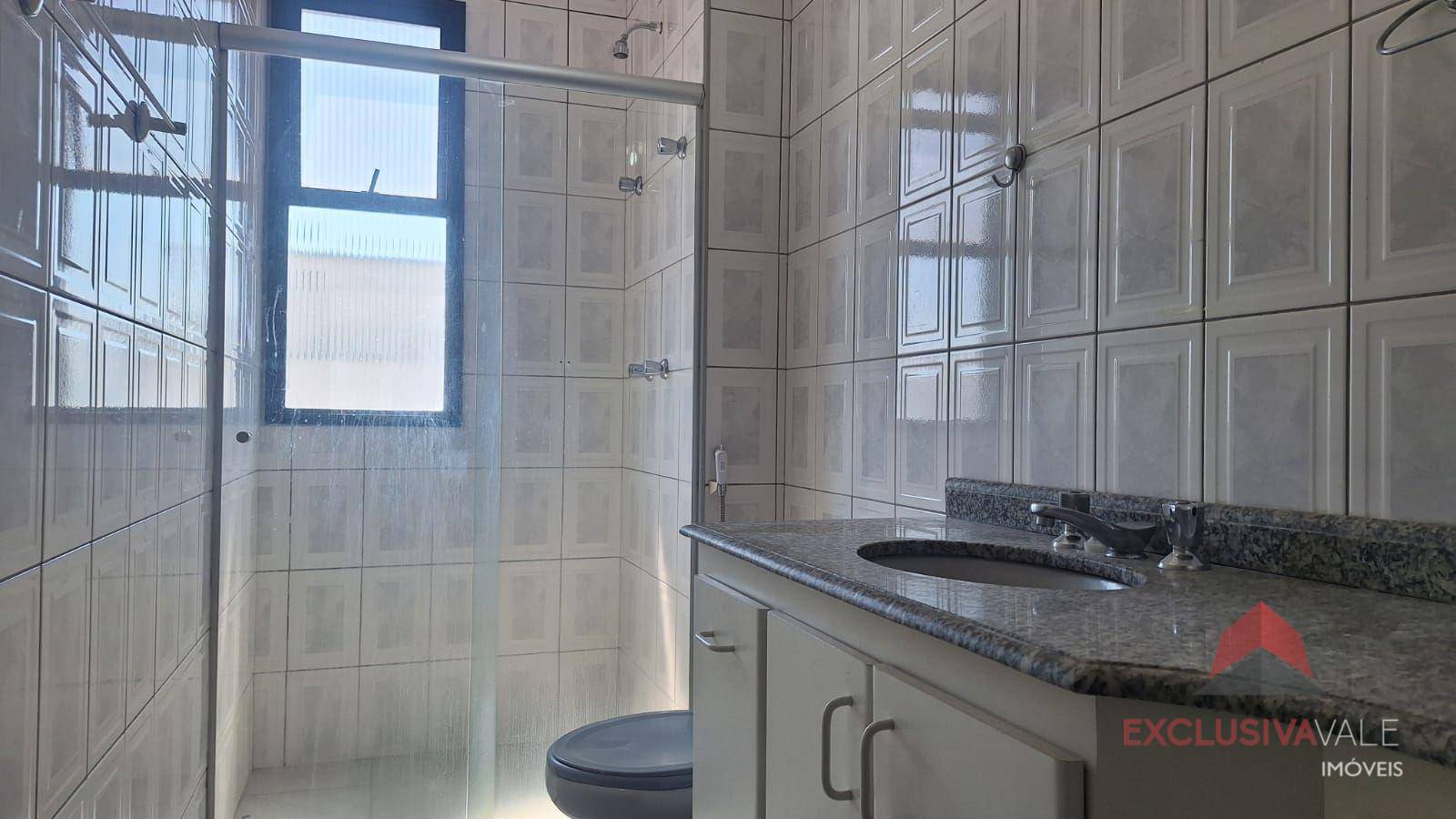 Apartamento à venda com 4 quartos, 144m² - Foto 4