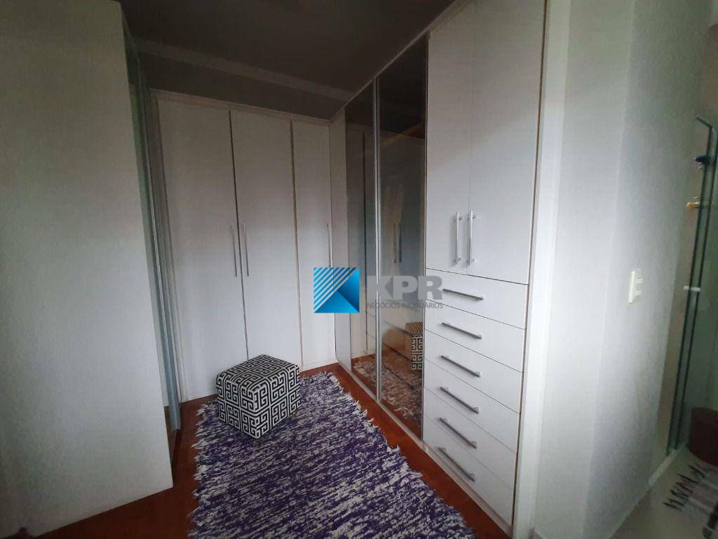 Casa à venda com 3 quartos, 224m² - Foto 13