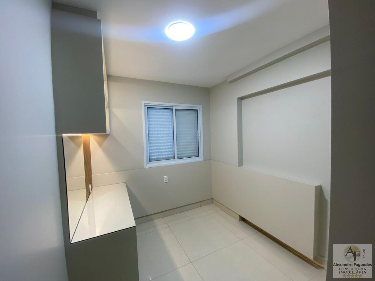 Apartamento à venda com 3 quartos, 76m² - Foto 15