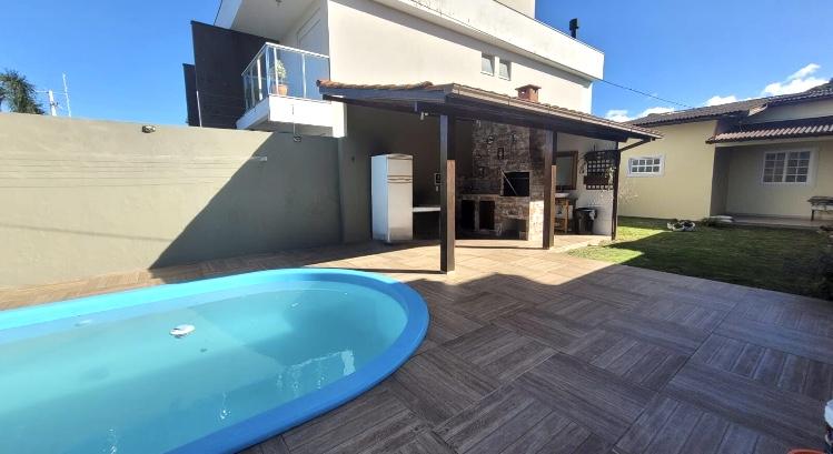 Casa à venda com 5 quartos, 200m² - Foto 34