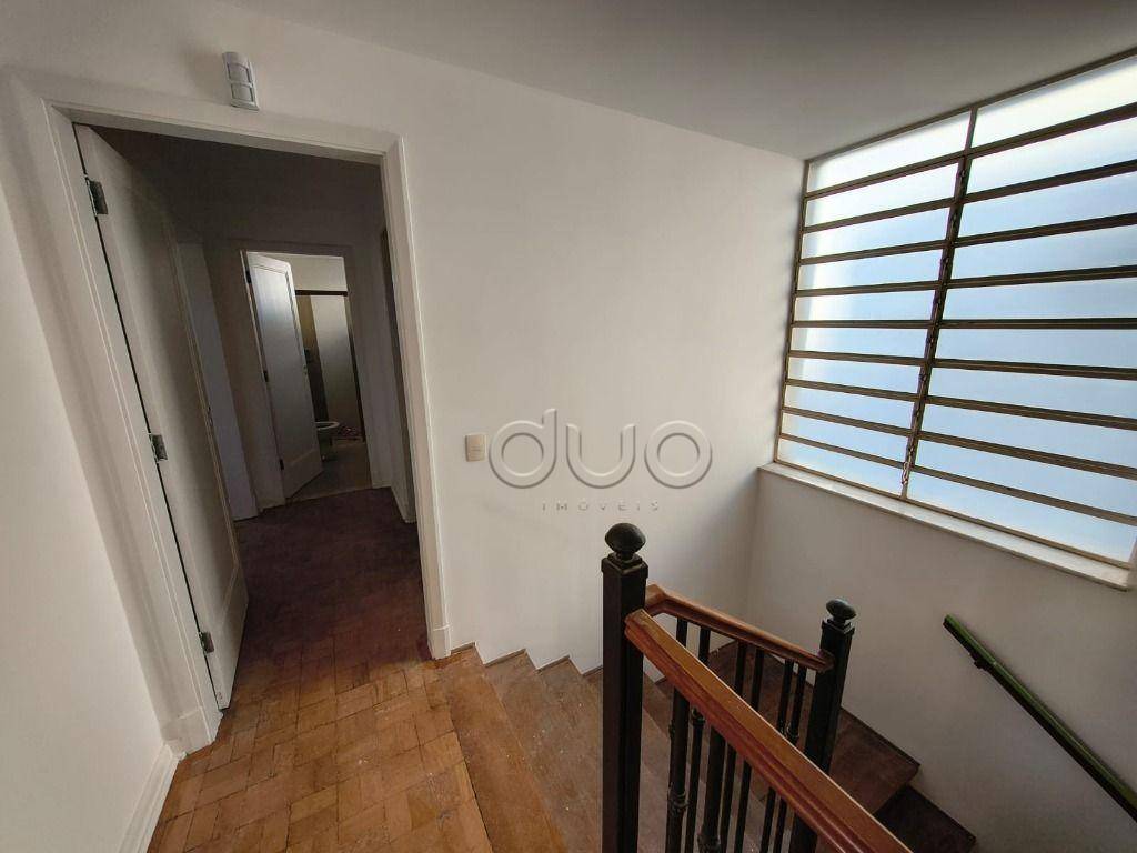 Casa para alugar com 4 quartos, 246m² - Foto 31