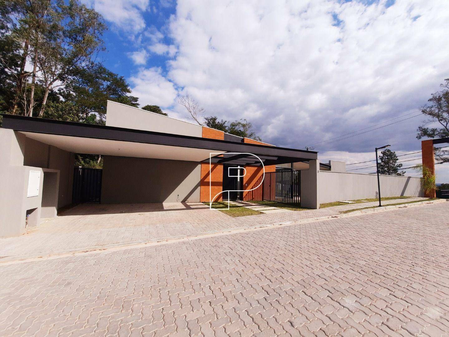 Casa de Condomínio à venda com 3 quartos, 207m² - Foto 2