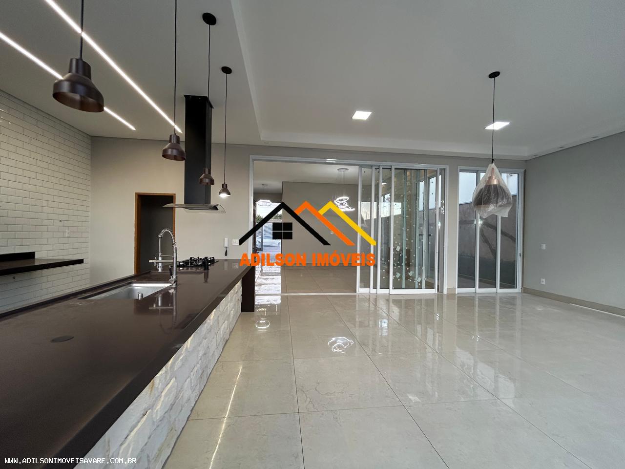 Casa à venda, 300m² - Foto 2