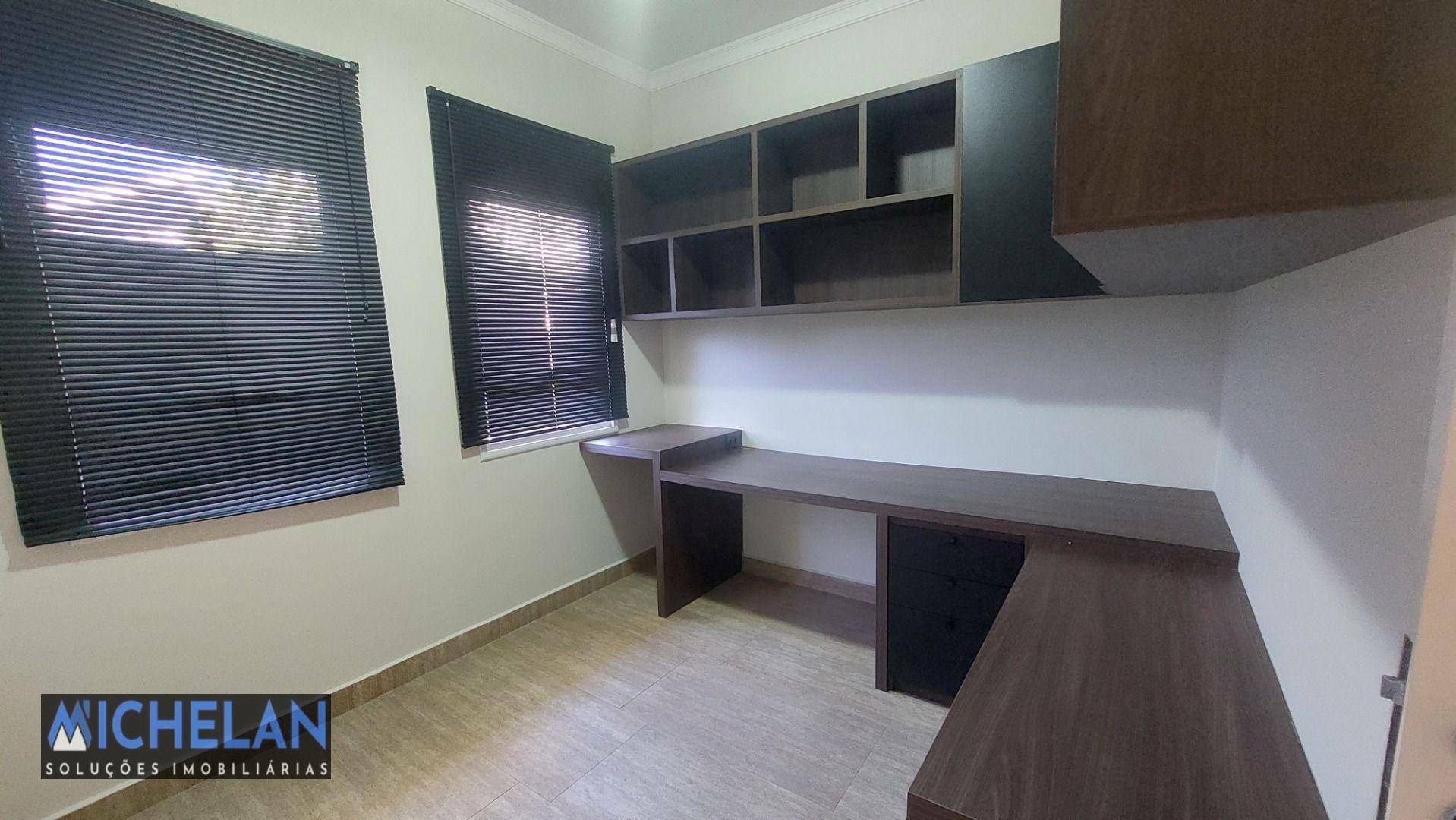 Casa de Condomínio para alugar com 3 quartos, 348m² - Foto 20
