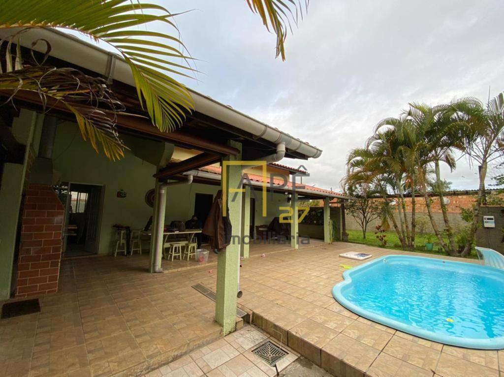Casa à venda e aluguel com 4 quartos, 200m² - Foto 11