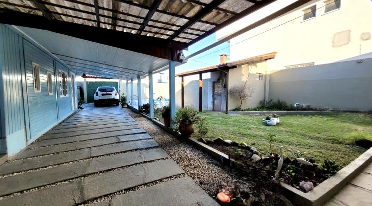 Casa à venda com 5 quartos, 200m² - Foto 5