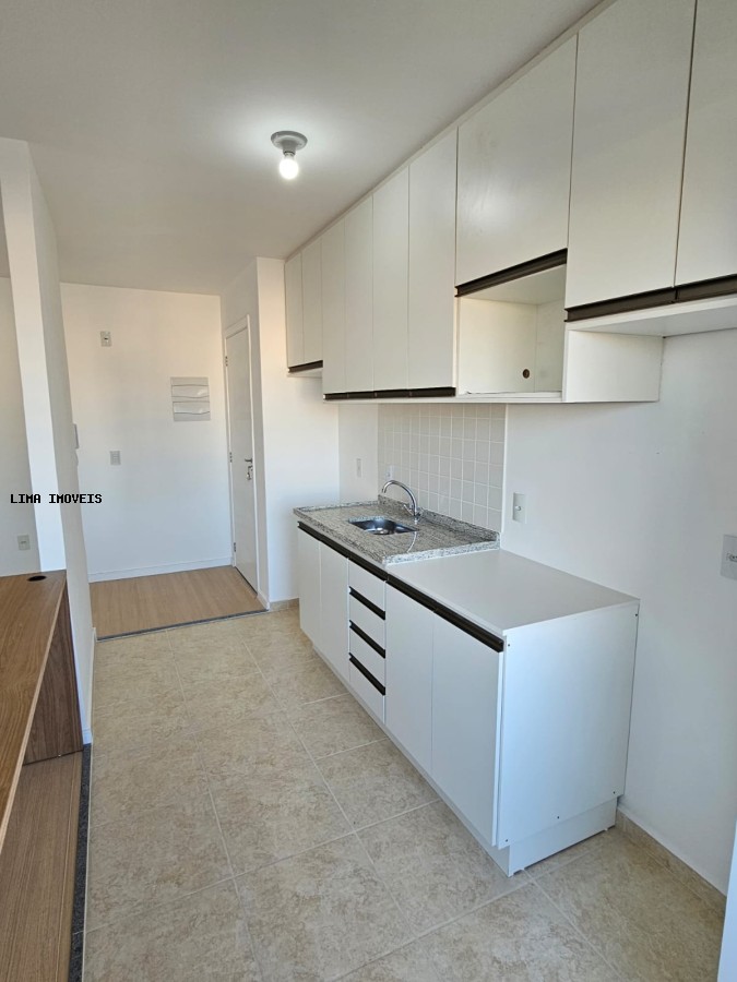 Apartamento para alugar com 2 quartos, 48m² - Foto 4