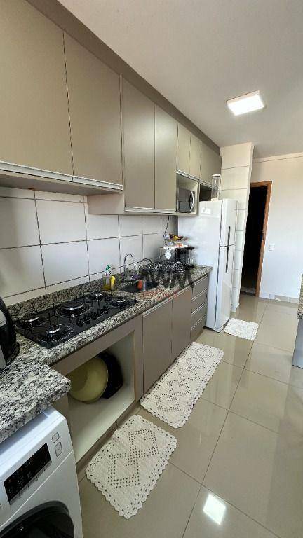 Apartamento à venda com 2 quartos, 63m² - Foto 9