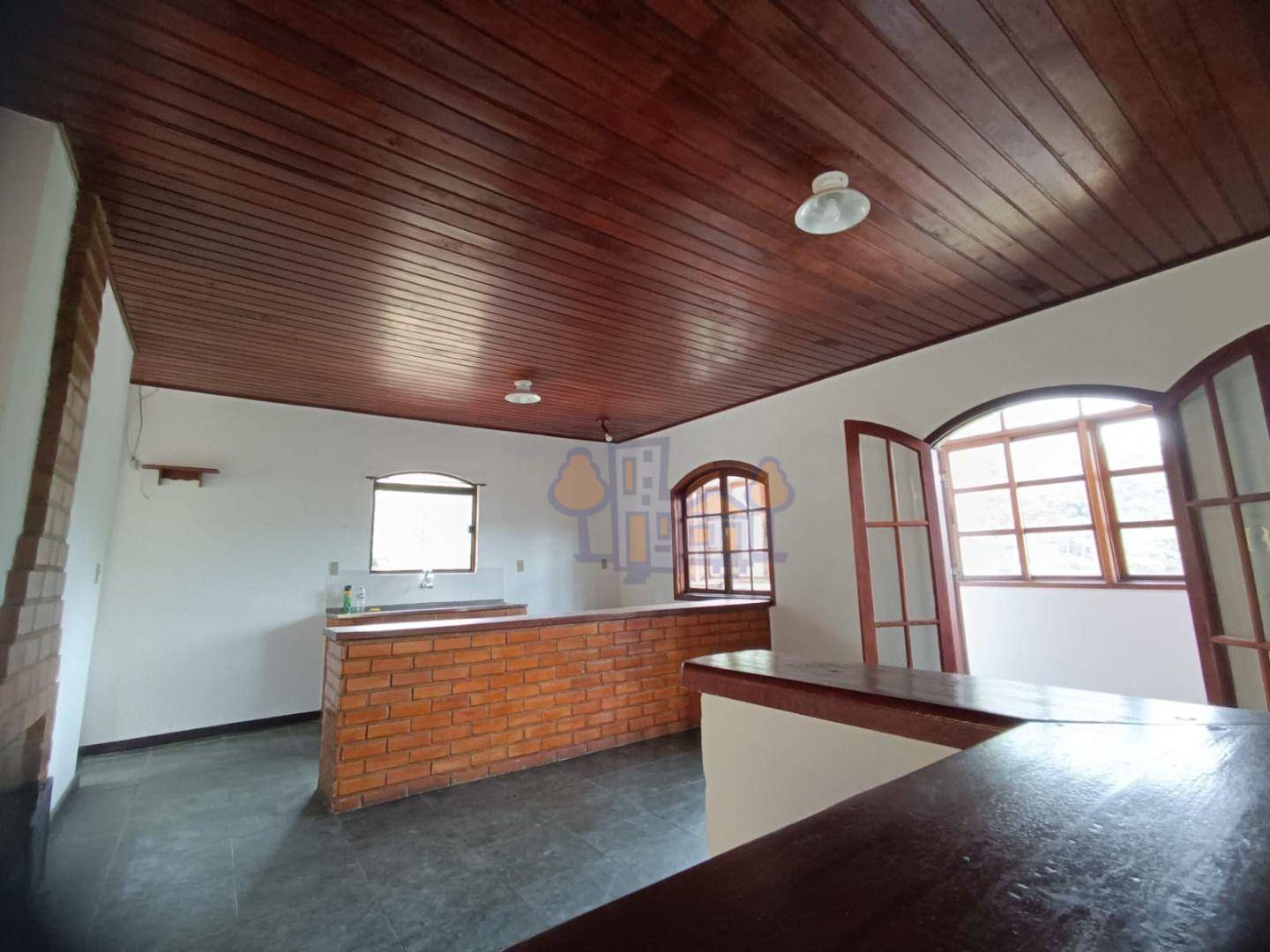 Casa para alugar com 3 quartos, 148m² - Foto 8