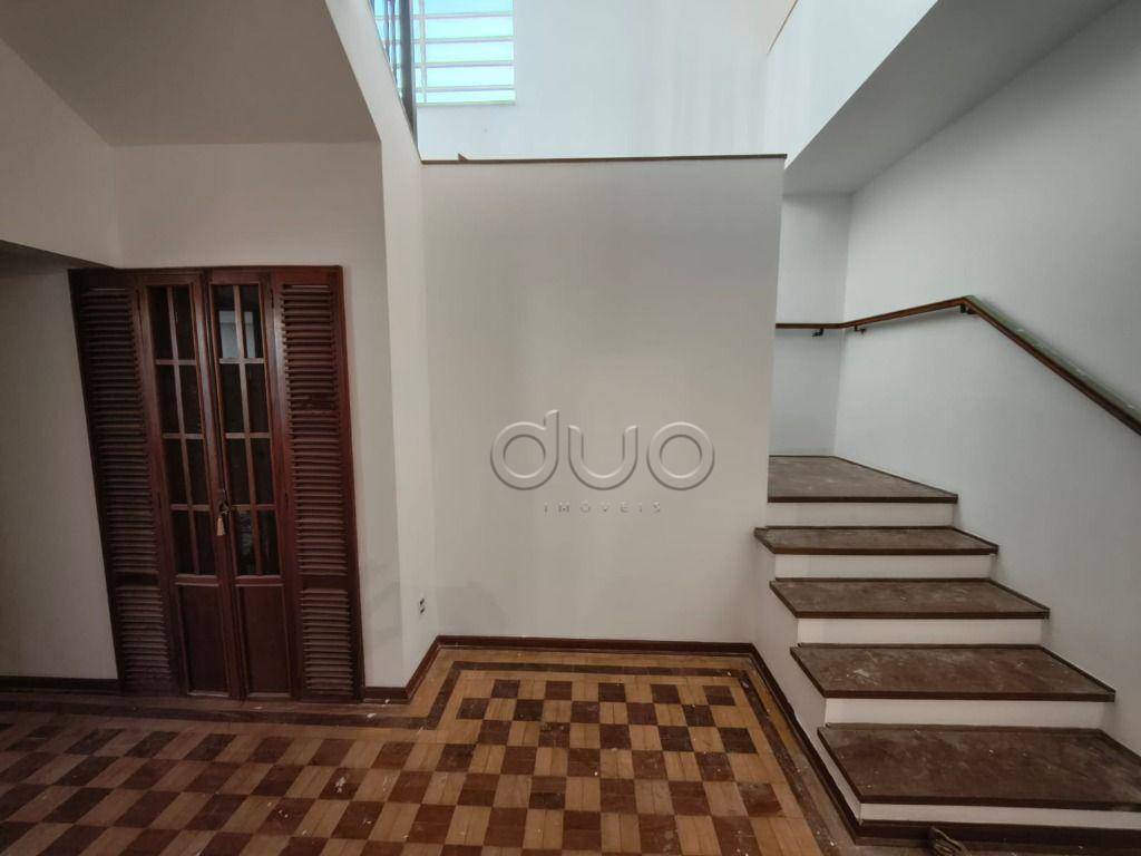 Casa para alugar com 4 quartos, 246m² - Foto 16