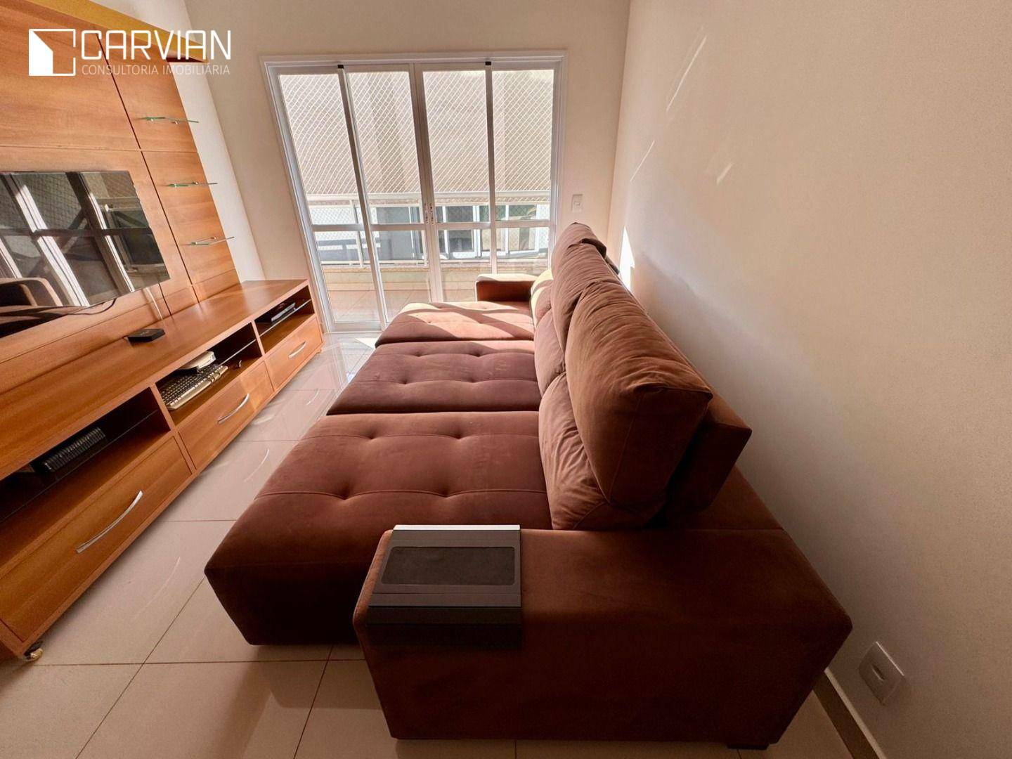 Apartamento para alugar com 3 quartos, 118m² - Foto 2