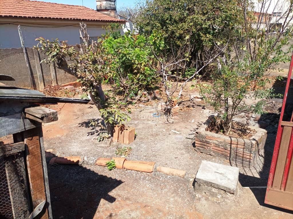 Casa à venda com 3 quartos, 300m² - Foto 24