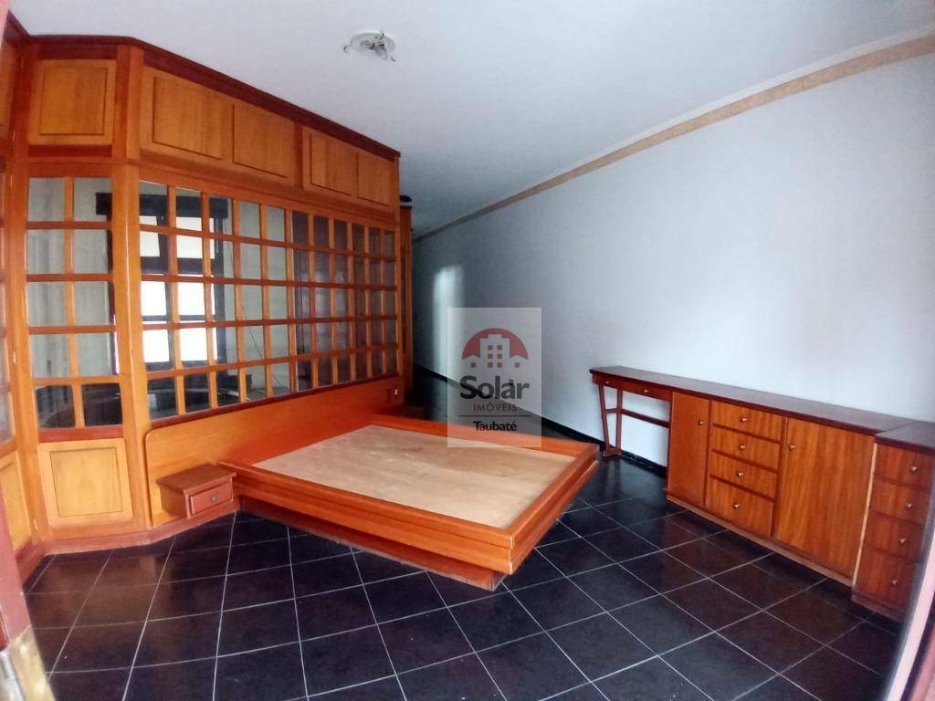 Casa para alugar com 4 quartos, 221m² - Foto 43