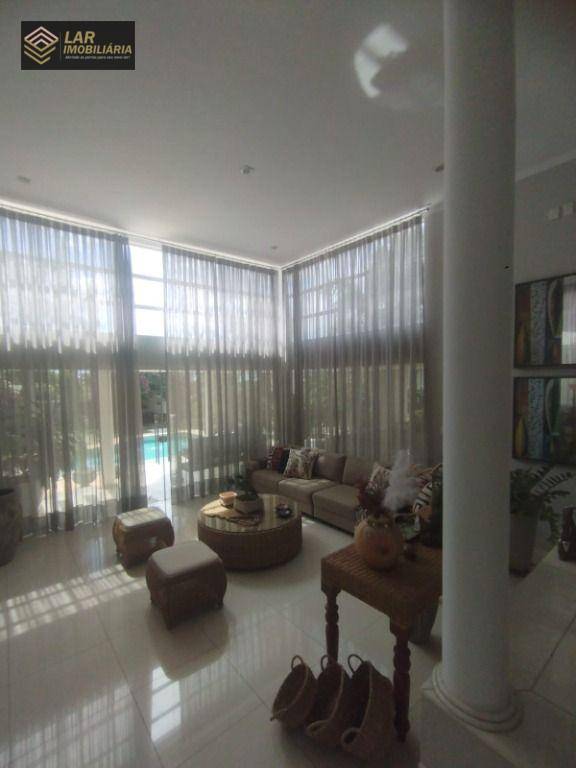 Casa à venda com 3 quartos, 300m² - Foto 2