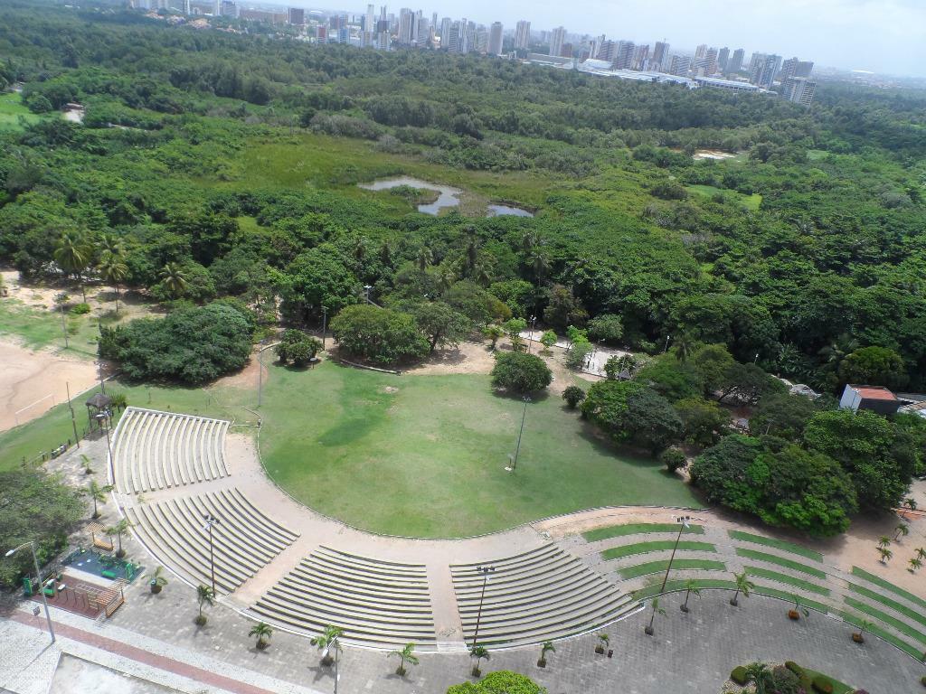 Apartamento à venda com 3 quartos, 240m² - Foto 35