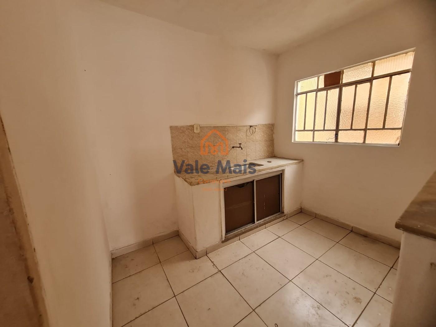 Casa para alugar com 4 quartos, 300m² - Foto 6