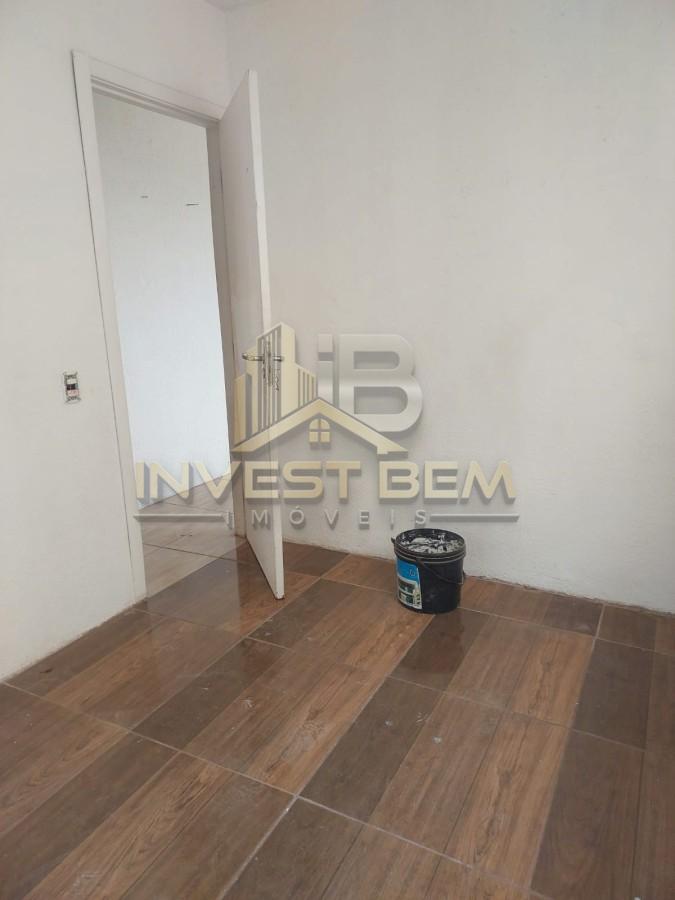 Apartamento à venda com 2 quartos, 47m² - Foto 2
