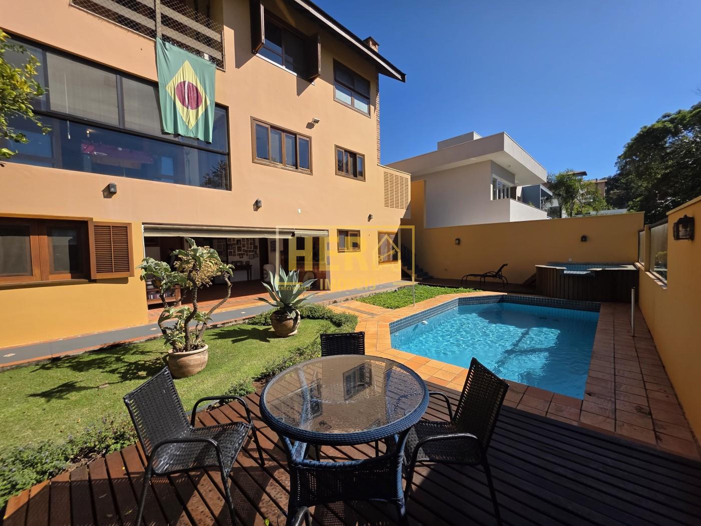 Casa de Condomínio à venda com 5 quartos, 474m² - Foto 42