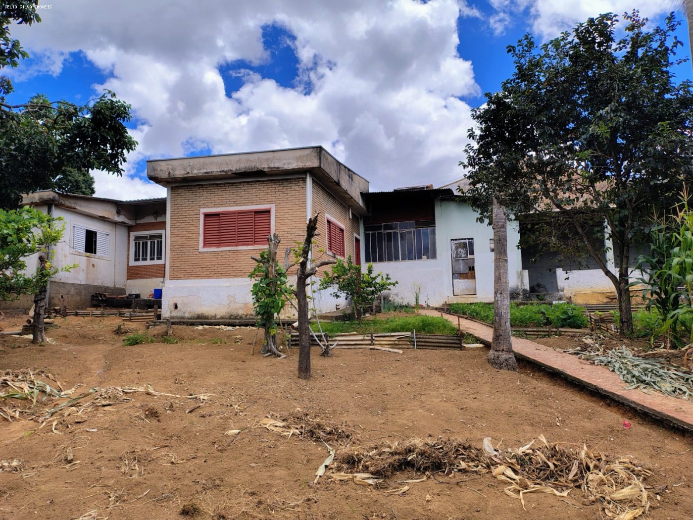 Terreno à venda, 900m² - Foto 2