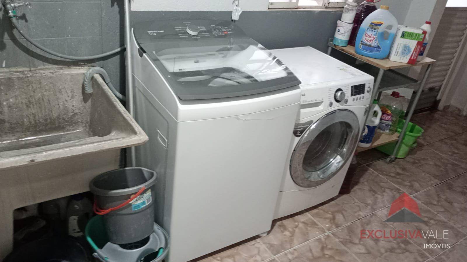 Casa à venda com 3 quartos, 150m² - Foto 11