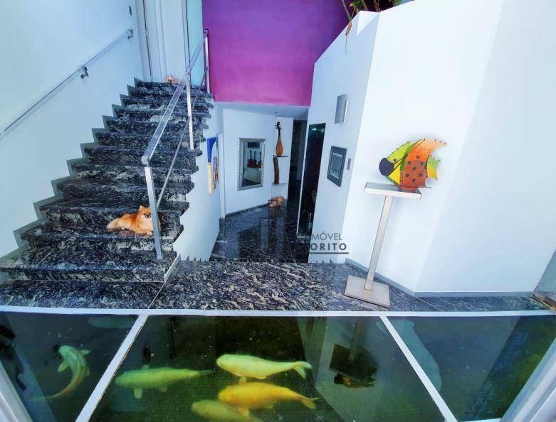 Casa à venda com 5 quartos, 1080m² - Foto 2