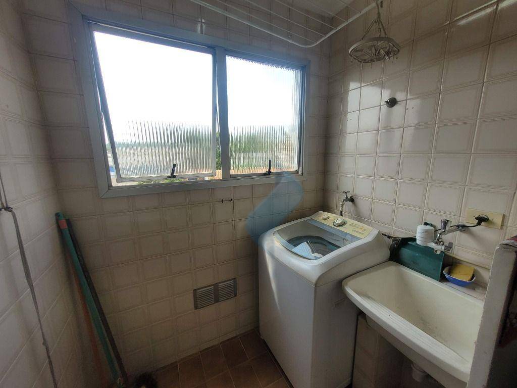 Apartamento para alugar com 1 quarto, 58m² - Foto 9