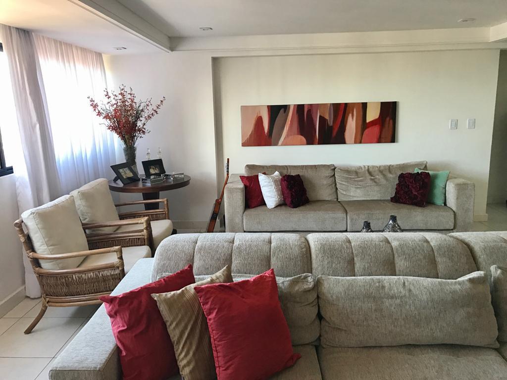 Cobertura à venda com 4 quartos, 300m² - Foto 7