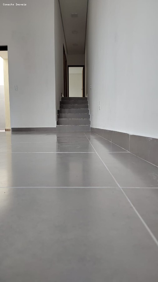 Casa à venda com 2 quartos, 70m² - Foto 11