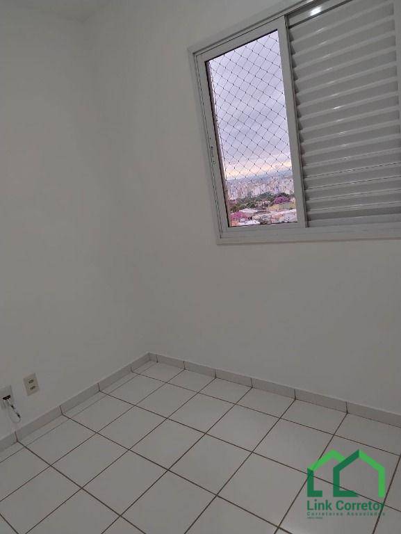 Apartamento para alugar com 3 quartos, 65m² - Foto 6